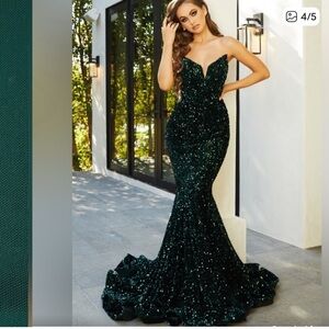 Portia & Scarlett Emerald Green Sequin Dress Gown Formal
